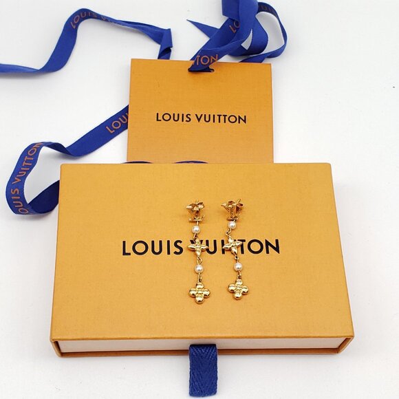 Louis Vuitton Metal Pearl Louisa Drop Earrings in gold-tone metal w/faux pearl - Picture 12 of 12